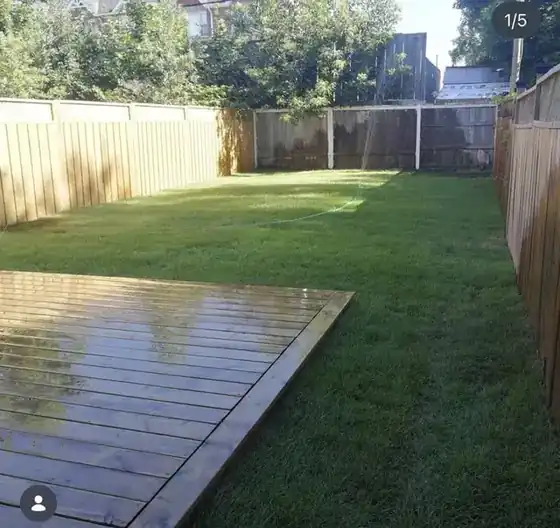 Ground level deck